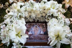 Pascha Celebrates Christ’s Triumph over Death